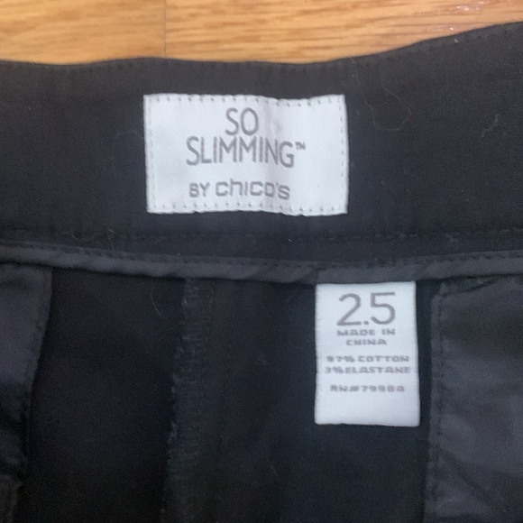 Chico’s so slimming by Chico’s Black stretch cuffed capris Sz 2.5/L - Picture 6 of 8